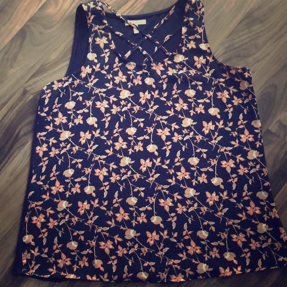 Maurices Flower Tank size Medium